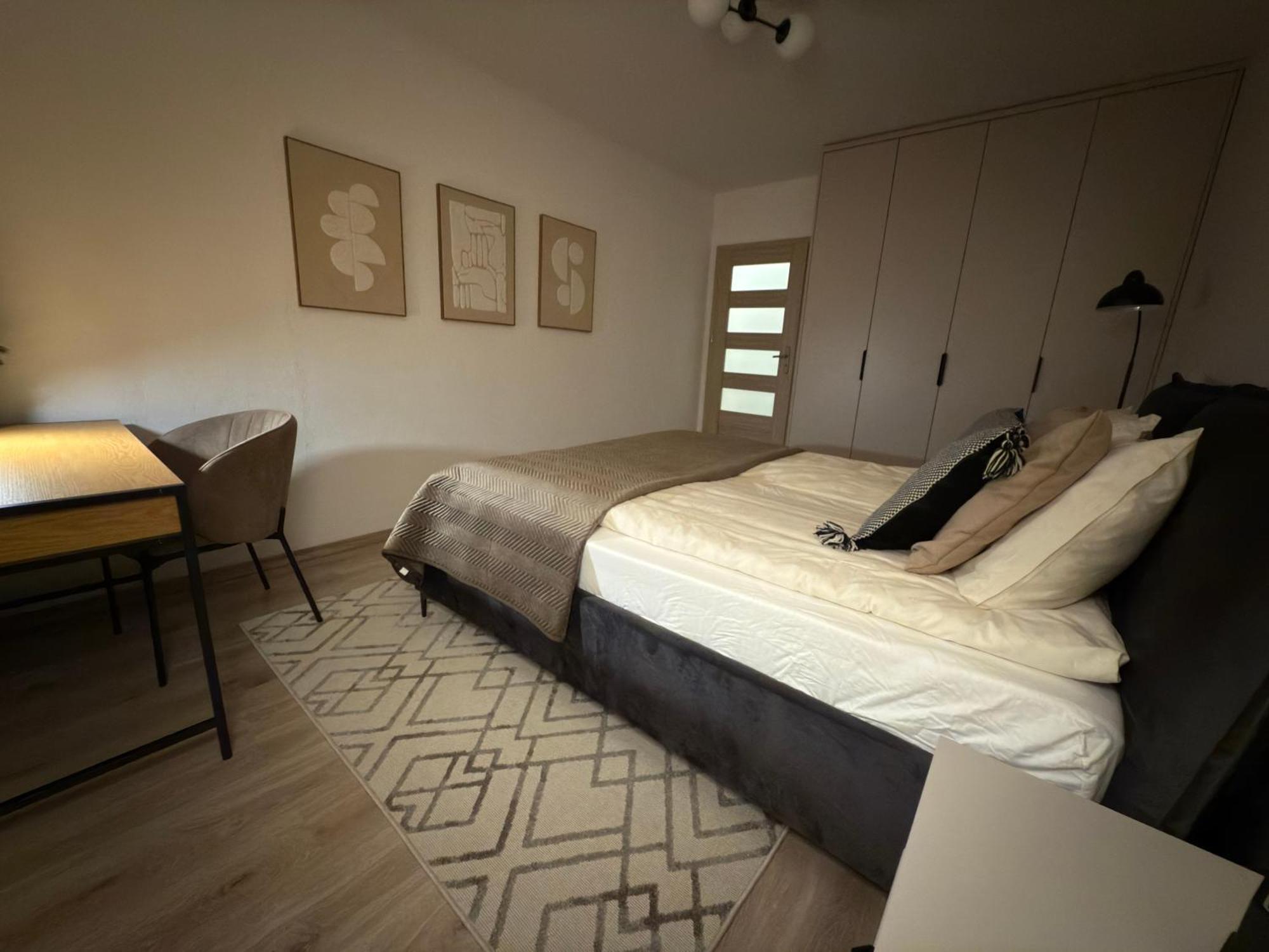 Apartament W Centrum Z Widokiem Na Jeziorko Kętrzyn Buitenkant foto
